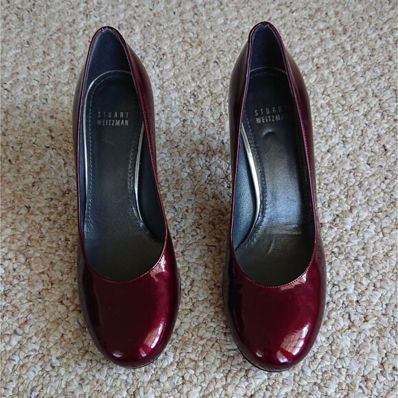 Stuart Weitzman Burgundy Patent Leather Round Toe Pumps Size 7.5M - Picture 2 of 13